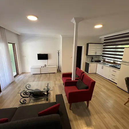 게스트하우스 Keyif & Aparts Çıralı